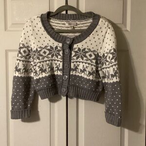 Decree sweater